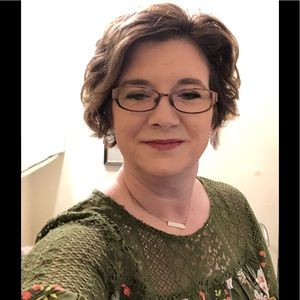 Meet your Posher, Karen